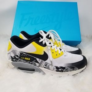 Nike Mens Air Max 90 Ultra 2.0 Doernbecher Oregon Ducks Limited